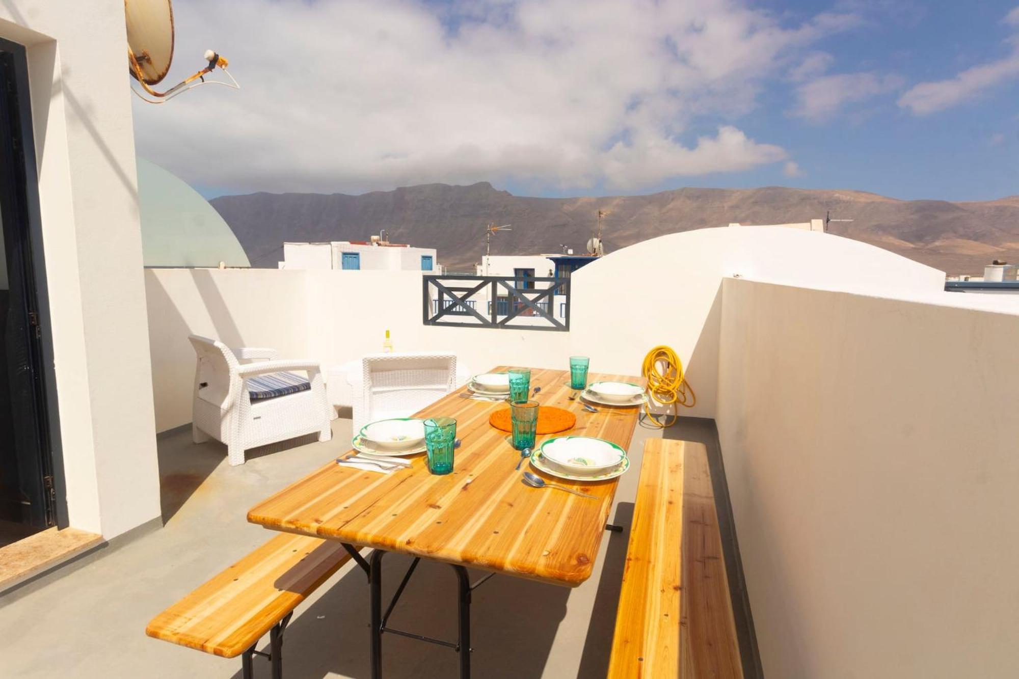 Casa Bianca Caleta De Famara Otel Dış mekan fotoğraf